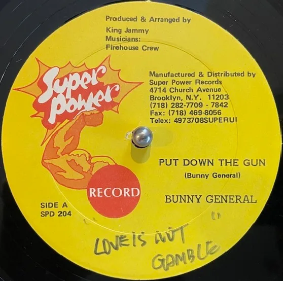 BUNNY GENERAL ／ COLIN ROACH / PUT DOWN THE GUN ／ WILLOW TREE