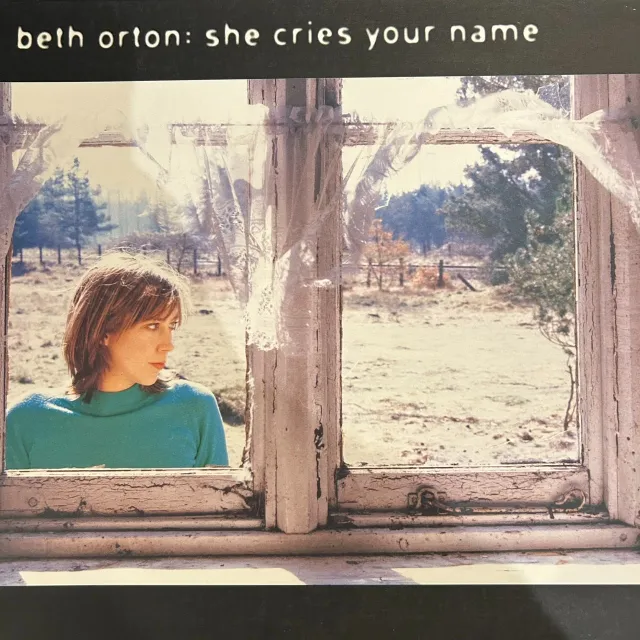 BETH ORTON / SHE CRIES YOUR NAME
