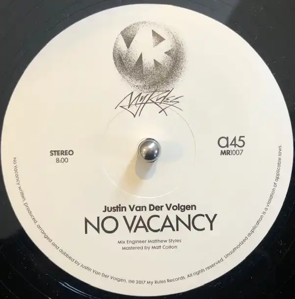 JUSTIN VAN DER VOLGEN / NO VACANCY