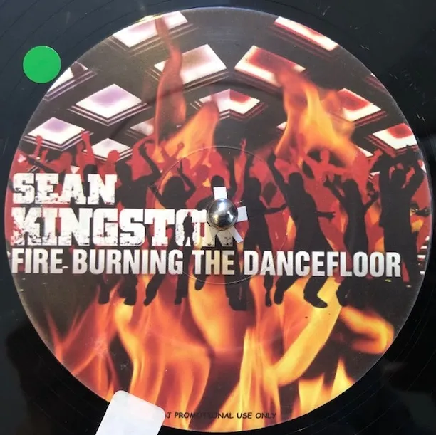 SEAN KINGSTON / FIRE BURNING
