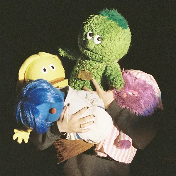 HOMECOMINGS / NEW NEIGHBORS (初回限定盤)
