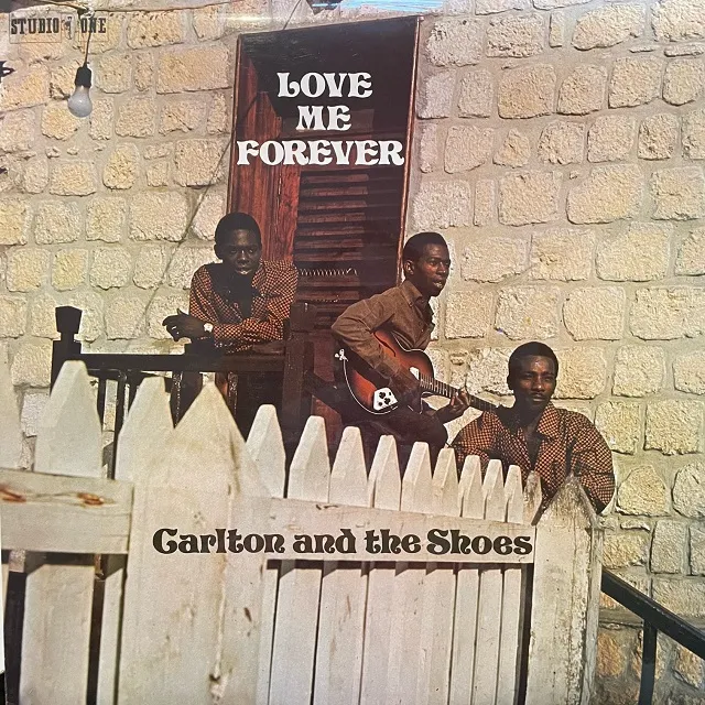 CARLTON AND THE SHOES / LOVE ME FOREVERΥʥ쥳ɥ㥱å ()