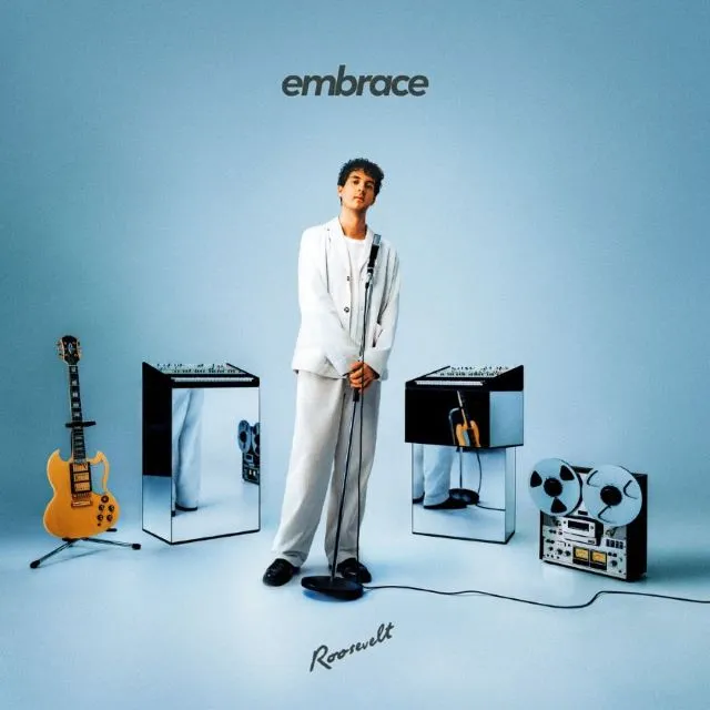 ROOSEVELT / EMBRACE