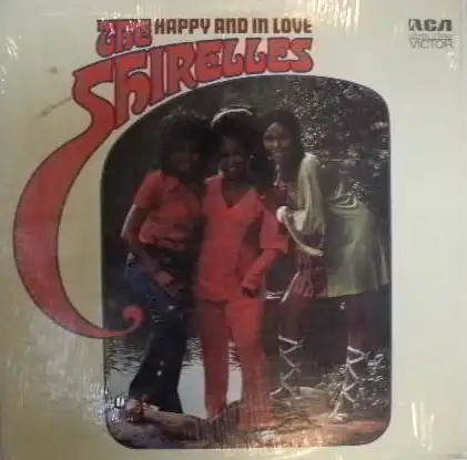 SHIRELLES / HAPPY AND IN LOVEのレコードジャケット写真