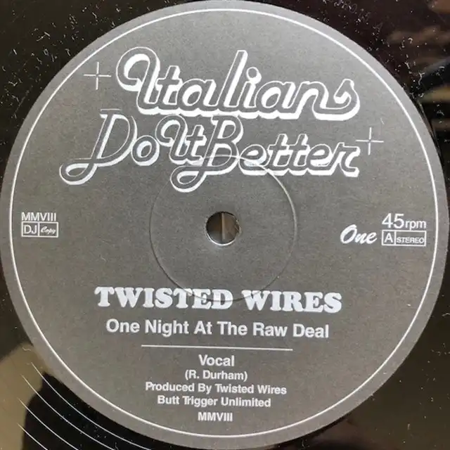 TWISTED WIRES / ONE NIGHT AT THE RAW DEALΥʥ쥳ɥ㥱å ()