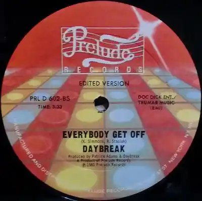 DAYBREAK / EVERYBODY GET OFFΥʥ쥳ɥ㥱å ()