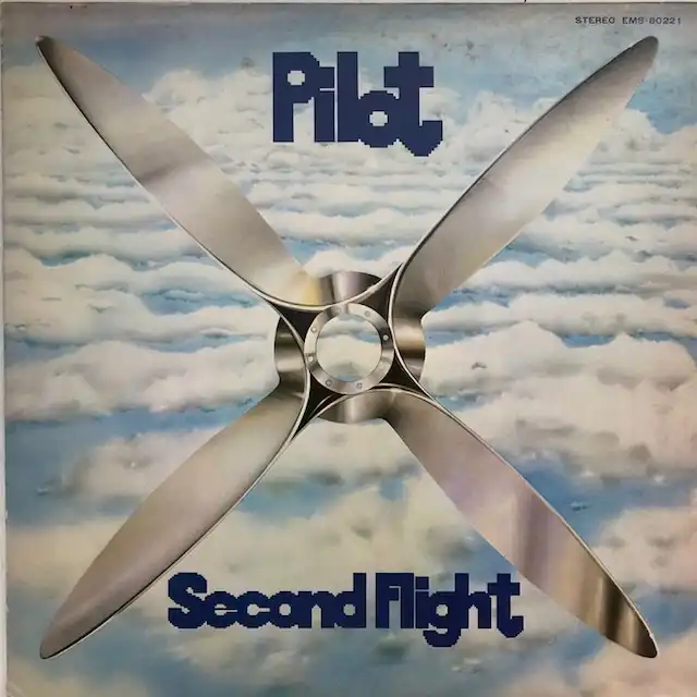 PILOT / SECOND FLIGHT