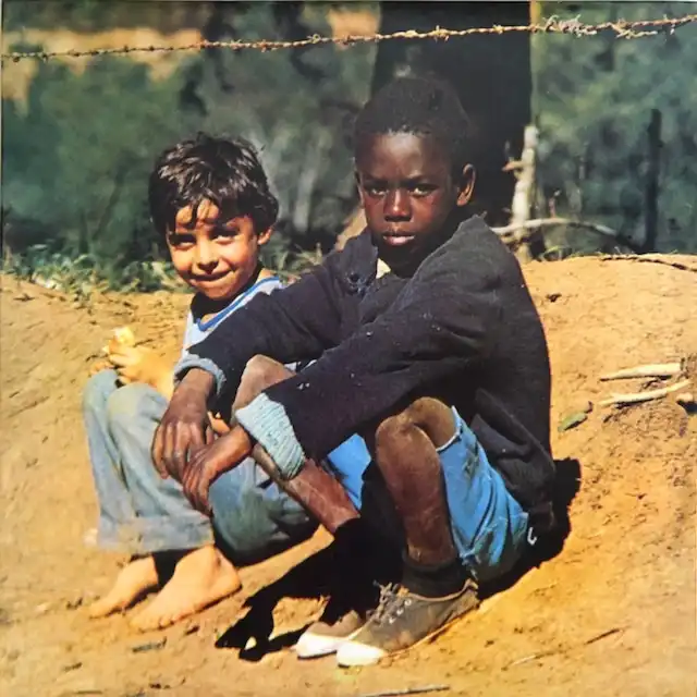 MILTON NASCIMENTO / CLUBE DA ESQUINAΥʥ쥳ɥ㥱å ()