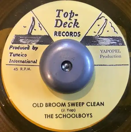 SCHOOLBOYS  AL & THE VIBRATORS ‎/ OLD BROOM SWEEP CLEAN  DREAM FOR TOMORROW