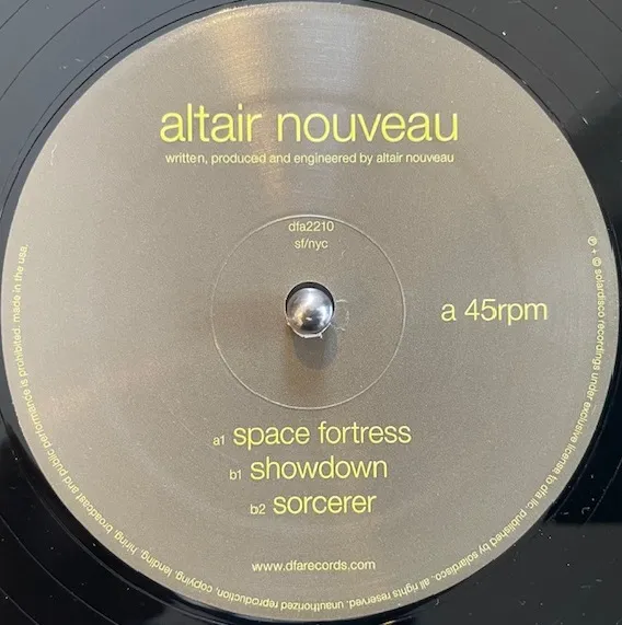 ALTAIR NOUVEAU / SPACE FORTRESS
