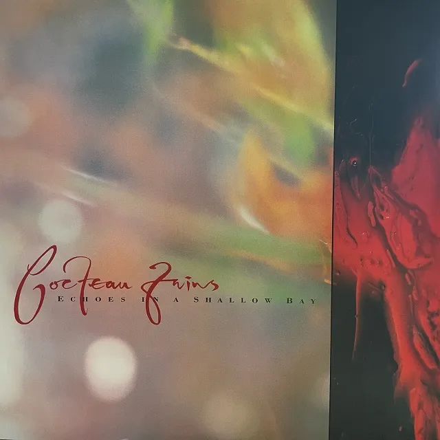 COCTEAU TWINS / ECHOES IN A SHALLOW BAY