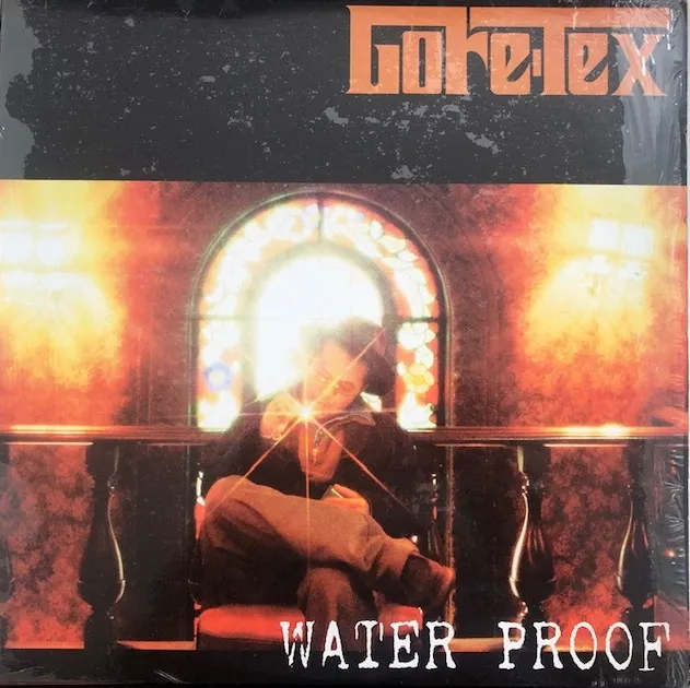 GORE-TEX / WATER PROOF