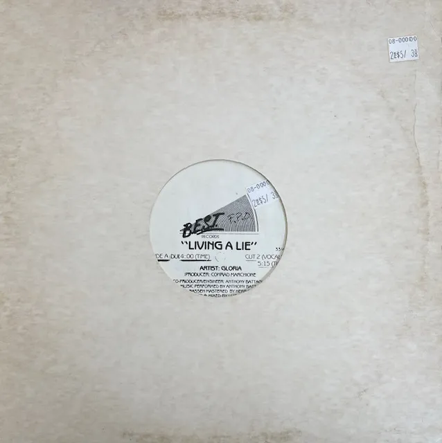 GLORIA  ‎/ LIVING A LIE